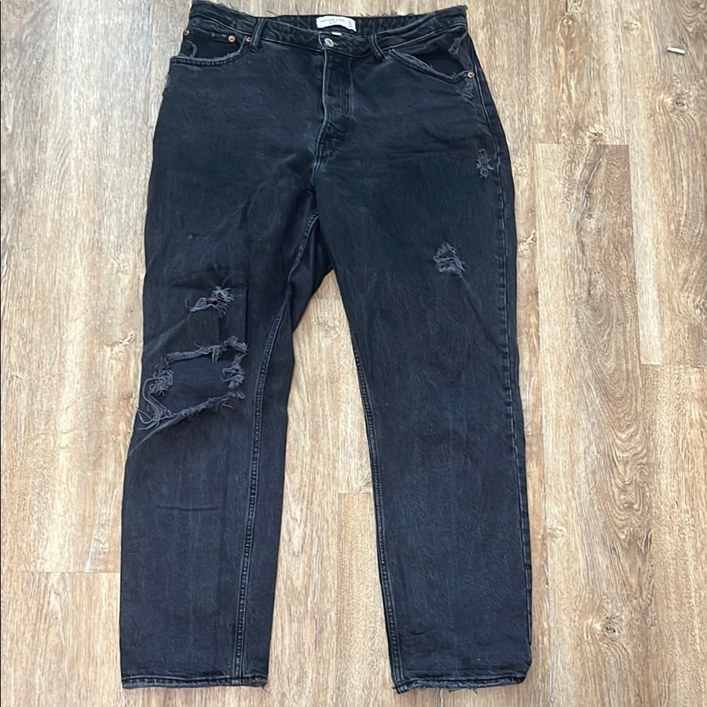 Abercrombie & Fitch Men's Dark Distressed Jeans